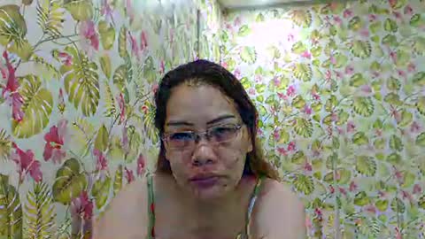 Snapshot of lovelyasiancutie chatting on 09-11-25, 09:04 lovelyasiancutie online show from 09-11-25, 09:04