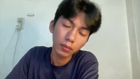 Snapshot of lovelyboy_jm chatting on 05-27-26, 01:57 lovelyboy_jm online show from 05-27-26, 01:57