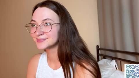 Snapshot of lovelycoupleforyou chatting on 09-29-25, 08:35 Solfiro online show from 09-29-25, 08:35