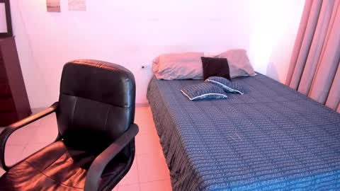 Snapshot of lovelydollyxx_ chatting on 02-03-25, 08:35 lovely   online show from 02-03-25, 08:35