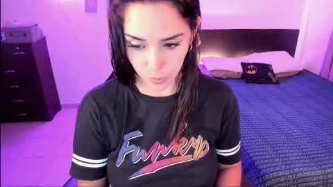 Snapshot of lovelydollyxx_ chatting on 02-03-26, 08:03 lovely online show from 02-03-26, 08:03