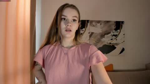 Snapshot of lovelygracee chatting on 10-13-25, 12:38 lovelygracee online show from 10-13-25, 12:38