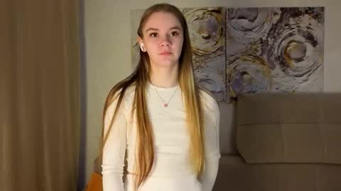 lovelygracee online show from 11-26-25, 01:56