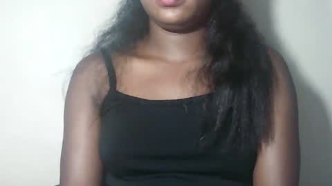 lovelylarra online show from 04-04-26, 07:55