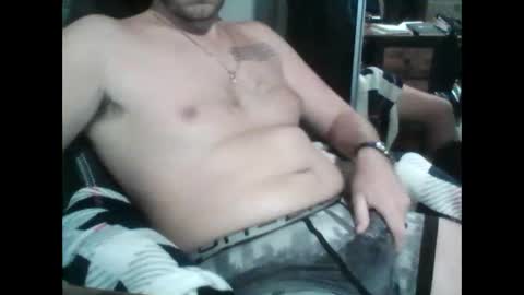 LovelyLaur online show from 01-14-26, 01:11