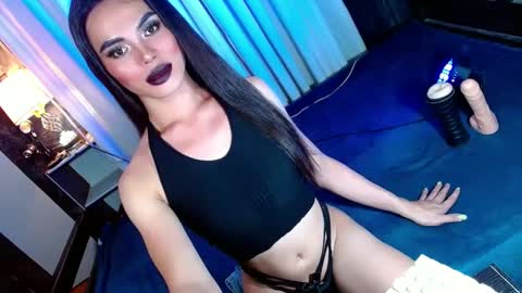 Snapshot of lovelymiss_shyna11 chatting on 02-24-25, 02:26 lovelymiss_shyna11 online show from 02-24-25, 02:26