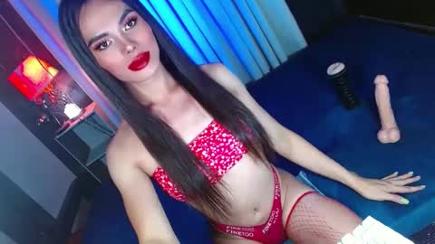 Snapshot of lovelymiss_shyna11 chatting on 02-25-25, 11:08 lovelymiss_shyna11 online show from 02-25-25, 11:08