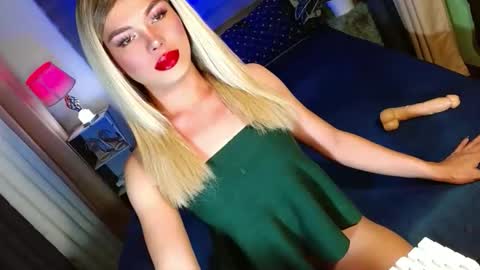 Snapshot of lovelymiss_shyna11 chatting on 09-13-25, 01:49 lovelymiss_shyna11 online show from 09-13-25, 01:49