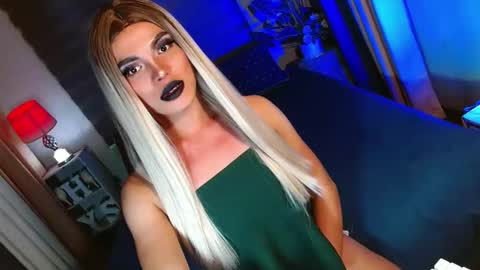 Snapshot of lovelymiss_shyna11 chatting on 10-07-25, 09:06 lovelymiss_shyna11 online show from 10-07-25, 09:06
