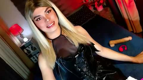 Snapshot of lovelymiss_shyna11 chatting on 10-13-25, 08:03 lovelymiss_shyna11 online show from 10-13-25, 08:03