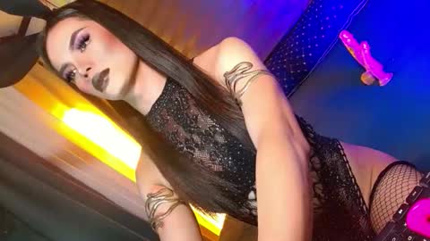 Snapshot of lovelymiss_shyna11 chatting on 05-20-26, 02:07 lovelymiss_shyna11 online show from 05-20-26, 02:07
