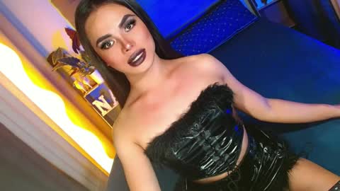 lovelymiss_shyna11 online show from 06-20-26, 11:13