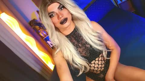 lovelymiss_shyna11 online show from 06-21-26, 12:35