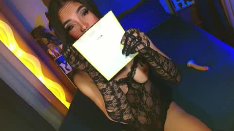 lovelymiss_shyna11 online show from 07-08-26, 05:56