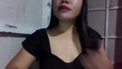Snapshot of lovelymocha27 chatting on 09-20-25, 10:27 lovelymocha27s online show from 09-20-25, 10:27