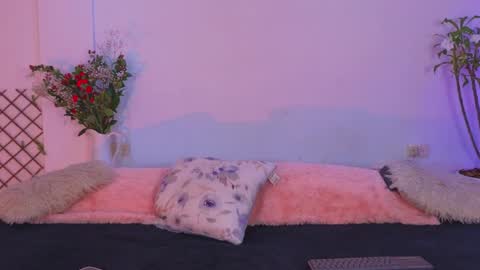 lovelymoon_ online show from 04-19-26, 08:22