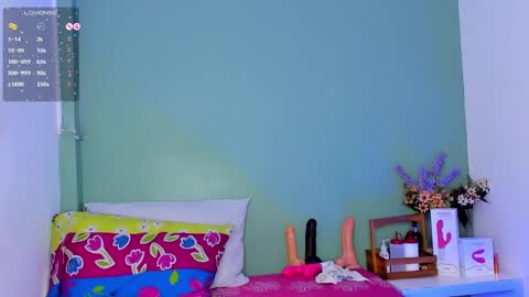 Snapshot of lovelynickyy chatting on 02-07-25, 06:56 Nicky online show from 02-07-25, 06:56