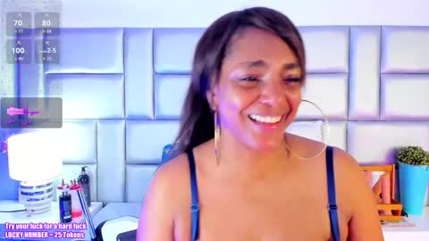 Snapshot of lovelynickyy chatting on 10-18-25, 12:50 Nicky online show from 10-18-25, 12:50