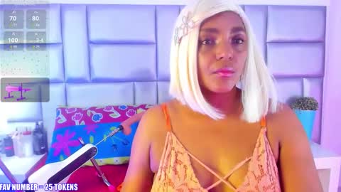 Snapshot of lovelynickyy chatting on 11-13-25, 01:43 Nicky online show from 11-13-25, 01:43