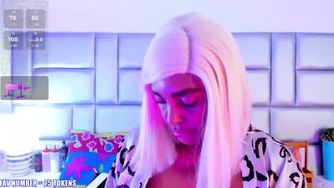 Snapshot of lovelynickyy chatting on 11-14-25, 12:48 Nicky online show from 11-14-25, 12:48