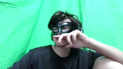 Snapshot of lovelyowner chatting on 01-01-25, 02:41 .com online show from 01-01-25, 02:41