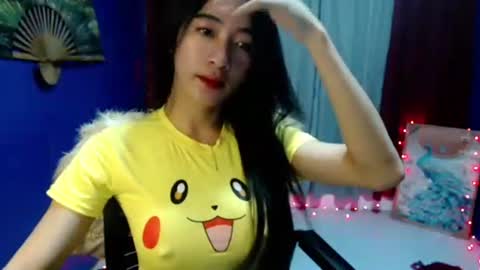 lovelypetite143 online show from 02-11-26, 05:34