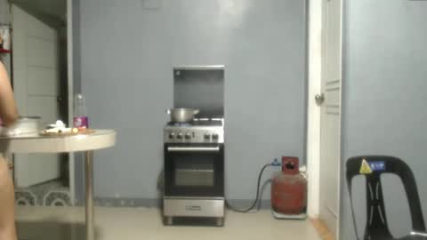 Snapshot of lovelyquey chatting on 01-28-25, 08:04 Angelquey online show from 01-28-25, 08:04