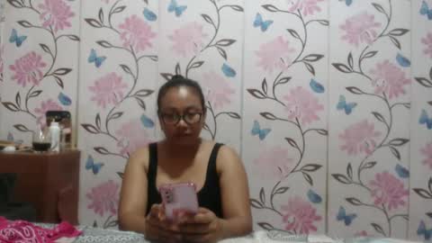 Snapshot of lovelyquey chatting on 02-10-25, 09:04 Angelquey online show from 02-10-25, 09:04
