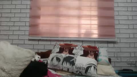 Snapshot of lovelyquey chatting on 02-13-25, 04:11 Angelquey online show from 02-13-25, 04:11