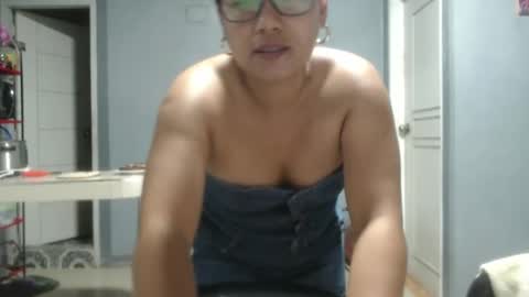 Snapshot of lovelyquey chatting on 02-20-25, 10:15 Angelquey online show from 02-20-25, 10:15