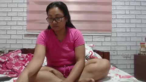 Snapshot of lovelyquey chatting on 02-28-25, 09:12 Angelquey online show from 02-28-25, 09:12