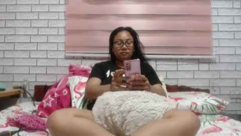 Snapshot of lovelyquey chatting on 03-05-25, 08:42 Angelquey online show from 03-05-25, 08:42