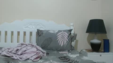 Snapshot of lovelyquey chatting on 09-17-25, 07:37 Angelquey online show from 09-17-25, 07:37