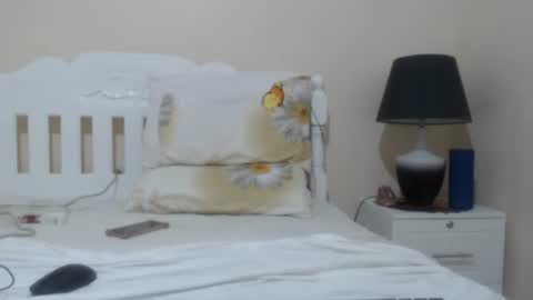 Snapshot of lovelyquey chatting on 10-03-25, 10:12 Angelquey online show from 10-03-25, 10:12
