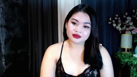 Snapshot of lovelyrhean chatting on 10-09-25, 01:03 Rhean online show from 10-09-25, 01:03