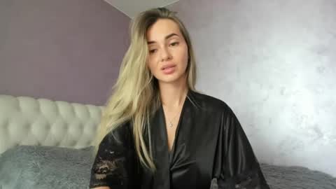 Snapshot of lovelyrose135 chatting on 05-15-26, 11:39 Lovely Rose online show from 05-15-26, 11:39