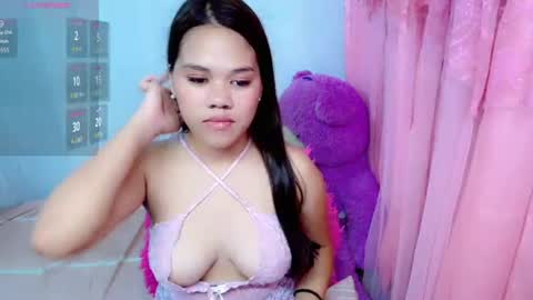 Snapshot of lovelyy_leah chatting on 08-01-26, 11:53 lovelyy_leah online show from 08-01-26, 11:53