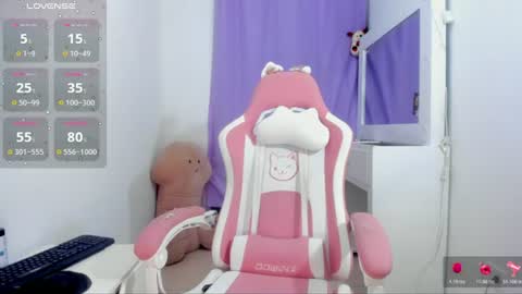 Snapshot of lovelyy_nina chatting on 07-24-26, 12:19 lovelyy_nina online show from 07-24-26, 12:19