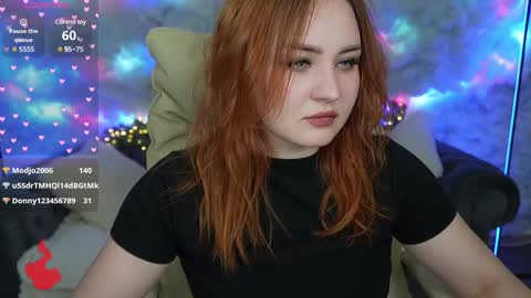 Snapshot of lovelyybell chatting on 12-12-24, 11:36 B E L L online show from 12-12-24, 11:36