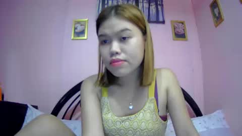 lovemae352295 online show from 03-04-25, 10:57