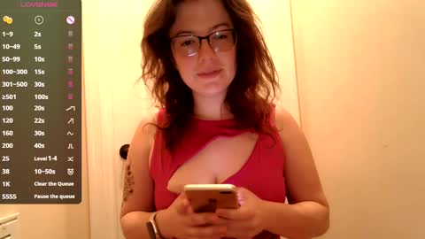 Connie online show from 02-06-25, 12:37