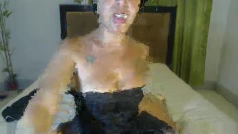 lovenlustxx online show from 10-19-25, 06:03