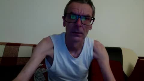 lovepvcearly50s online show from 12-22-25, 08:28