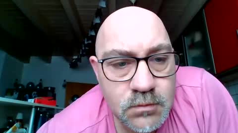 Snapshot of lover010983 chatting on 02-17-25, 09:13 lover010983 online show from 02-17-25, 09:13