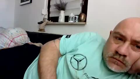 lover010983 online show from 02-18-25, 12:17