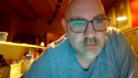 Snapshot of lover010983 chatting on 02-28-25, 05:48 lover010983 online show from 02-28-25, 05:48