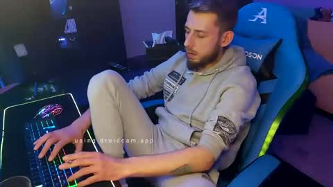 LoverBoy89HH online show from 01-17-25, 06:02