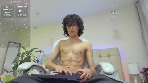 loverboy8_ online show from 02-18-25, 04:04