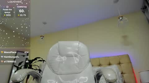 loverboy8_ online show from 03-04-25, 07:08