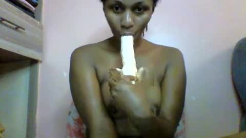 lovergal257 online show from 06-17-26, 11:45